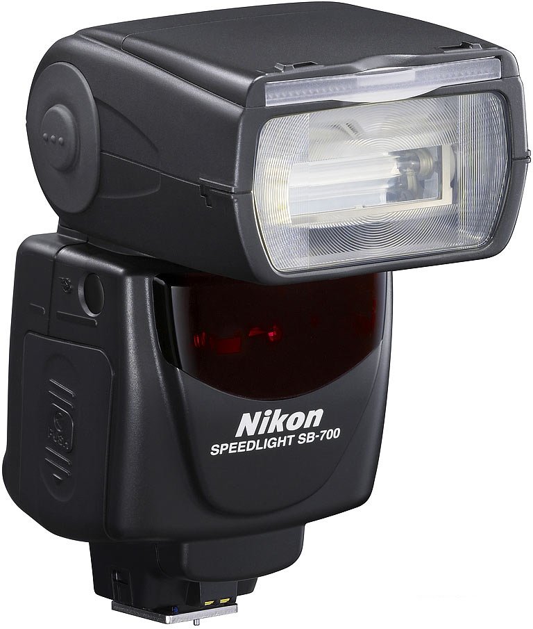 Nikon SB-700 Speedlight - Gene's Camera Store