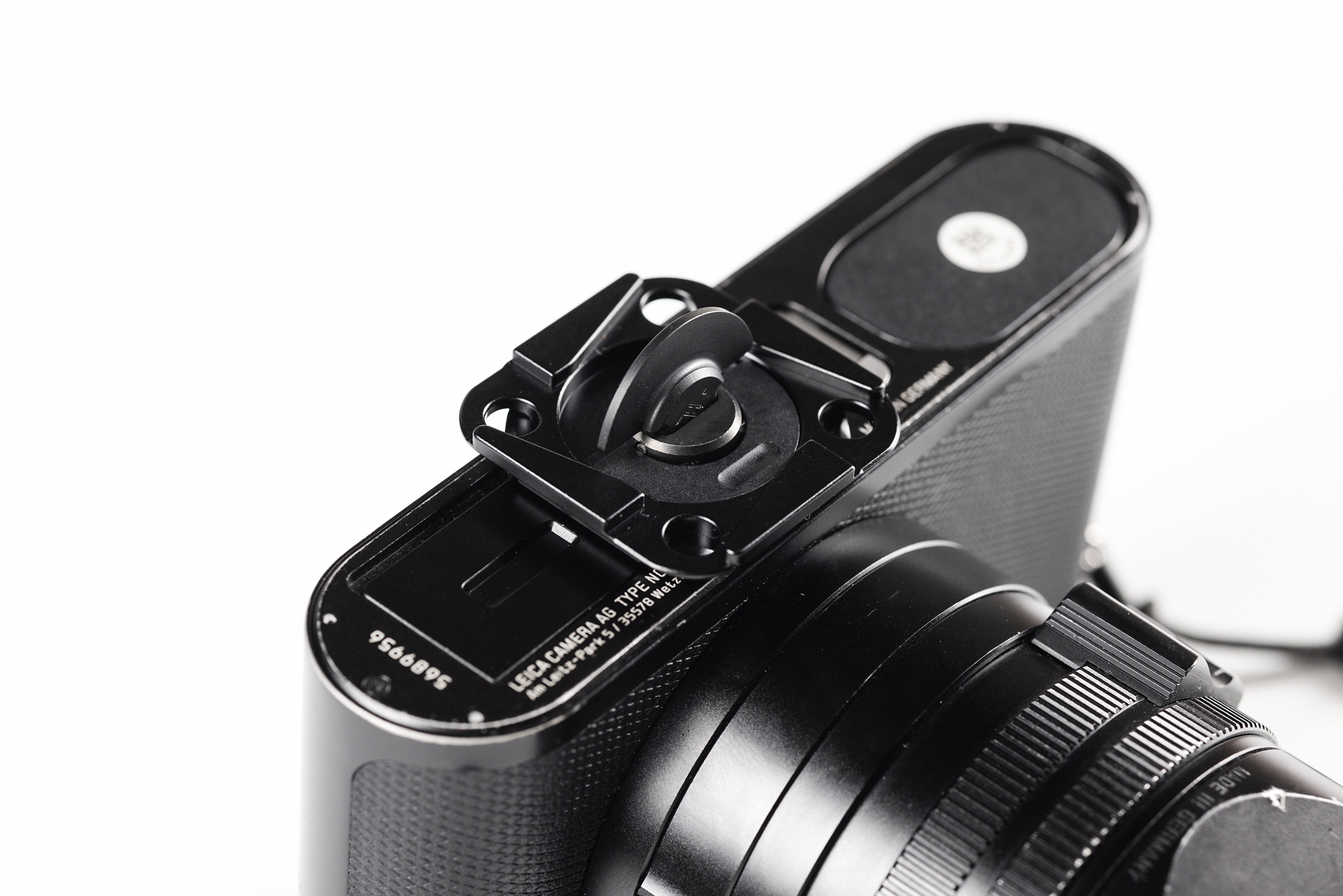 Peak-Design Field Plate