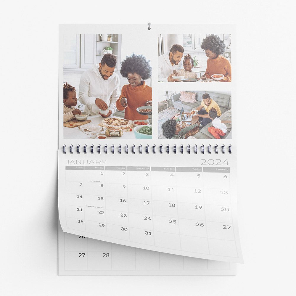 2024 Calendar 11 x 8.5 , 12 Month Freestyle (United States) Photo