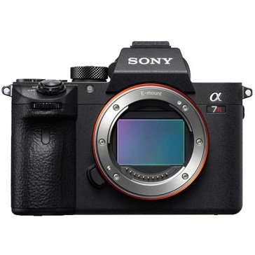 Sony A7R III with 35mm Full-frame Image Sensor ILCE-7RM3 - Body Only