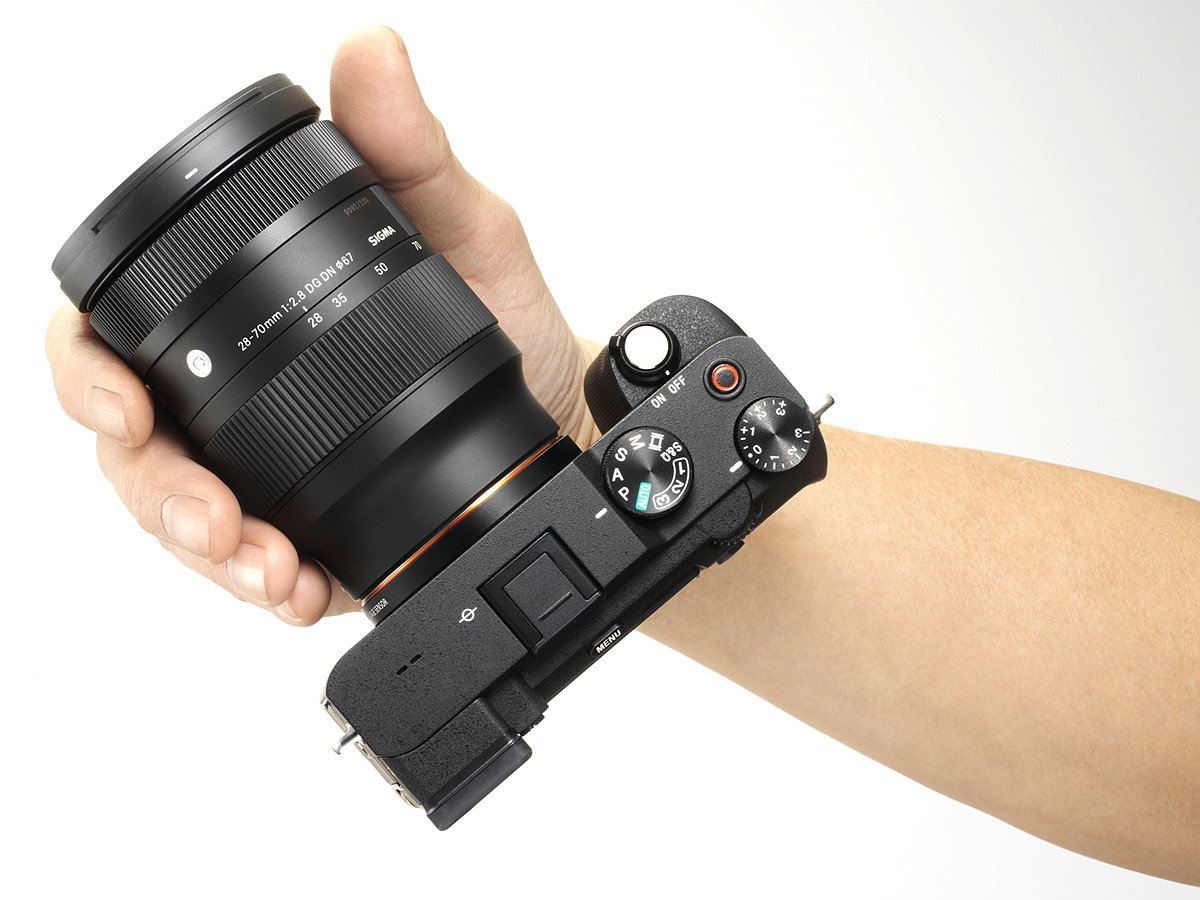 Sigma 28-70mm F2.8 DG DN Contemporary for Sony-E