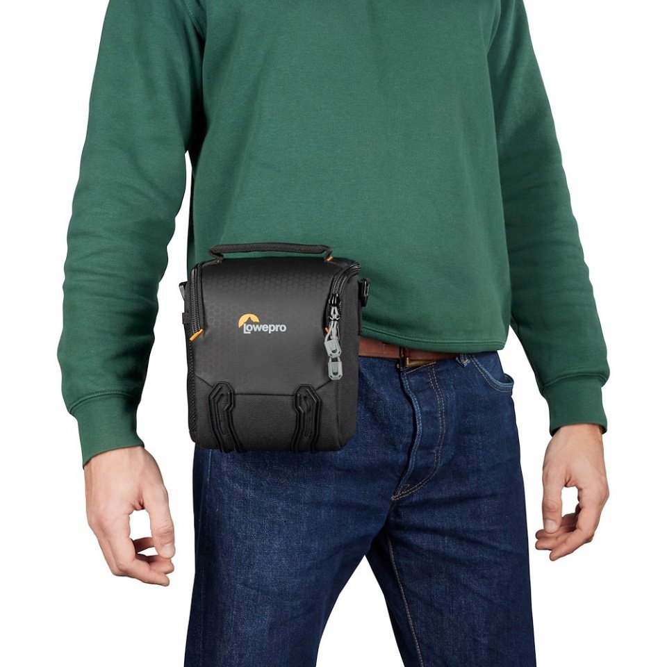 Lowepro Adventura SH III