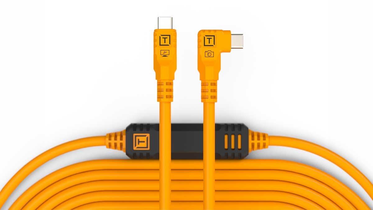 Tether Tools TetherPro USB-C to USB-C, 31' Straight to Right Angle