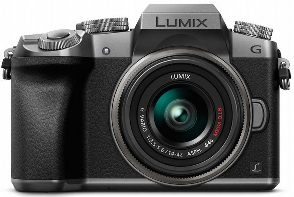 Panasonic LUMIX G7 Compact System Camera with 14-42mm F3.5-5.6 II