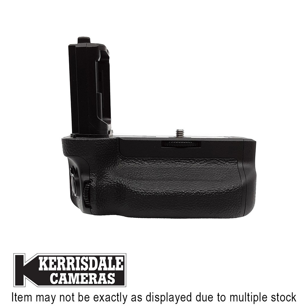 Sony-Used VG-C4EM Vertical Grip (for A7R IV / A9 II / Alpha 1) – Used # 587.575VGC4EM