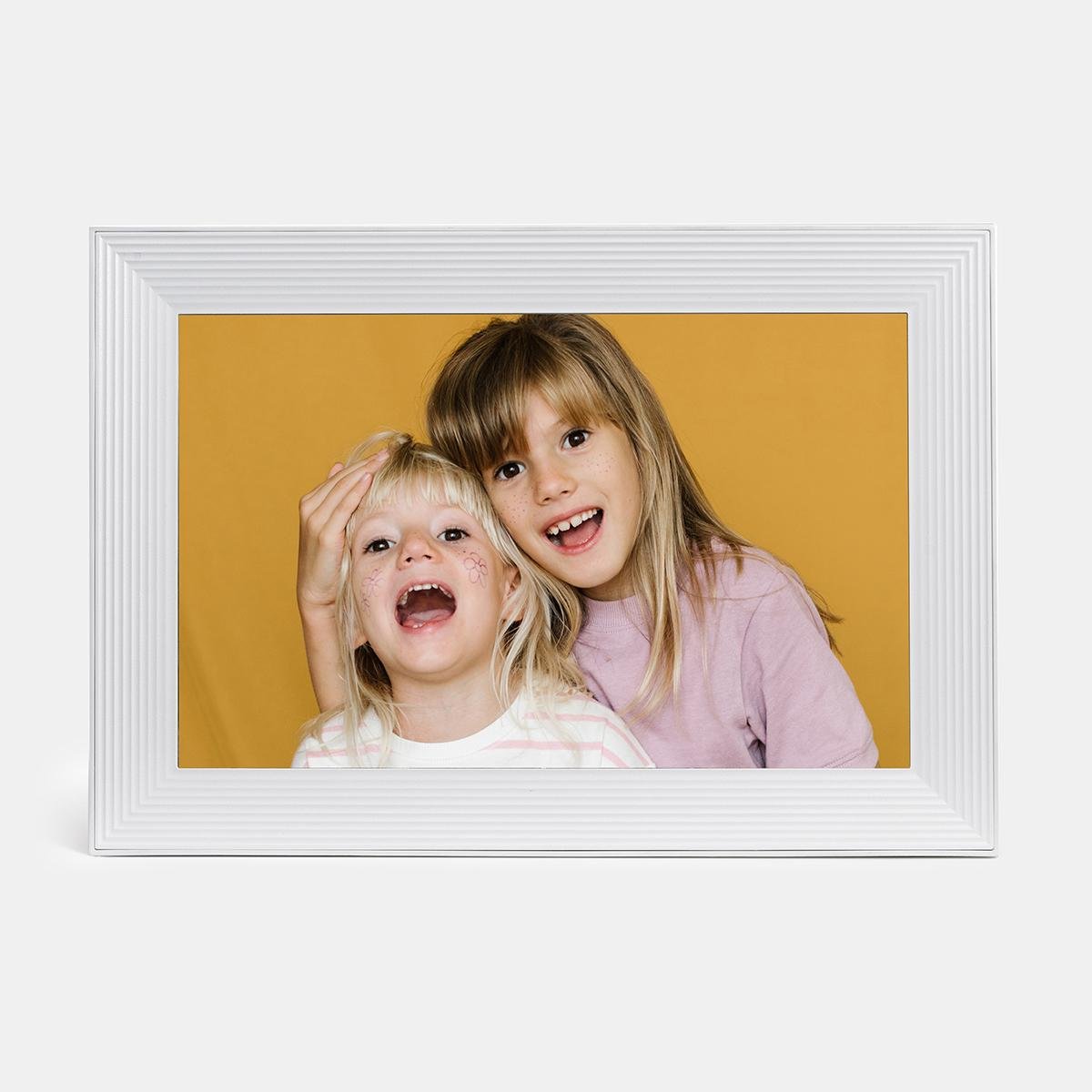 Aura Carver Digital Photo Frame