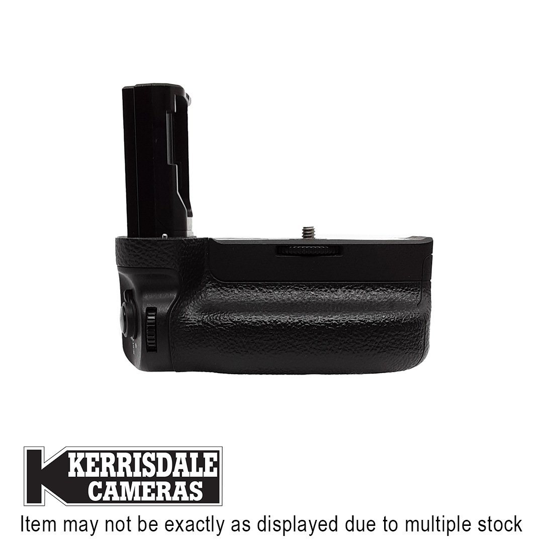 Sony-Used VG-C3EM Vertical Grip (for A7R III / A9) – Used # 587.575VGC3EM