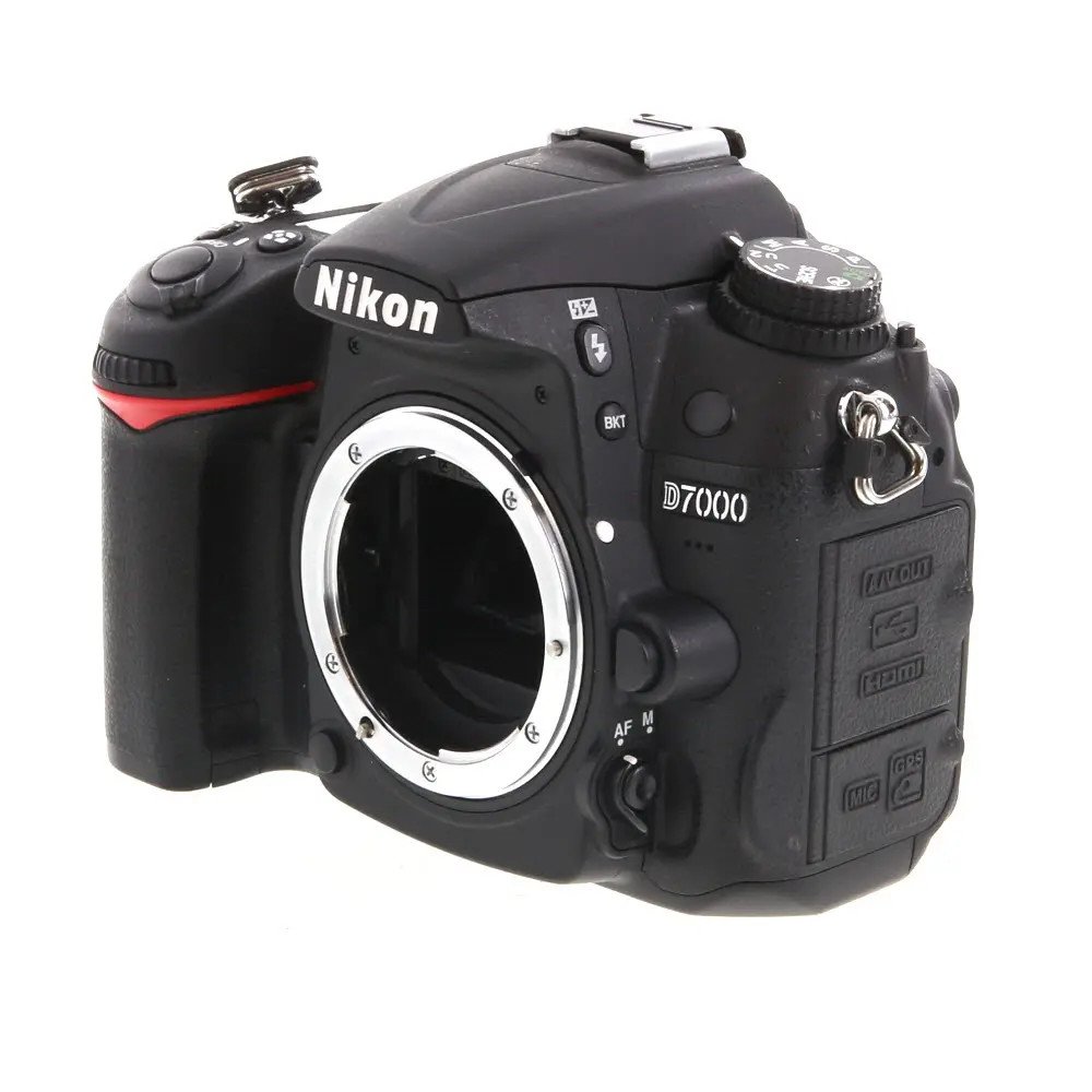 Nikon D7000 DSLR Camera Body used