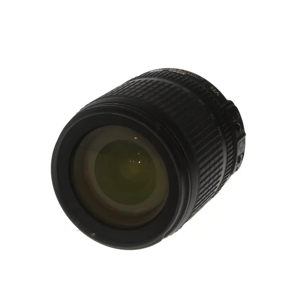Nikon AF-S DX Nikkor 18-105mm f/3.5-5.6 G ED VR Autofocus Lens for APS-C Sensor used